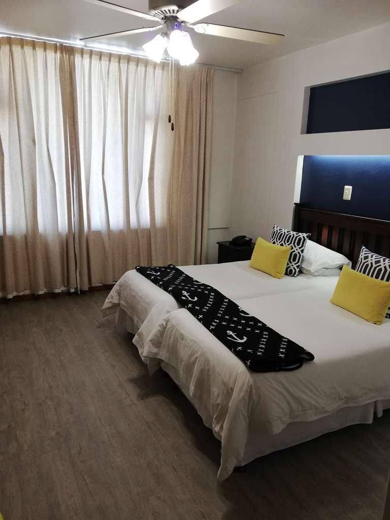 Hoedjiesbaai Hotel Saldanha Bay Zimmer foto